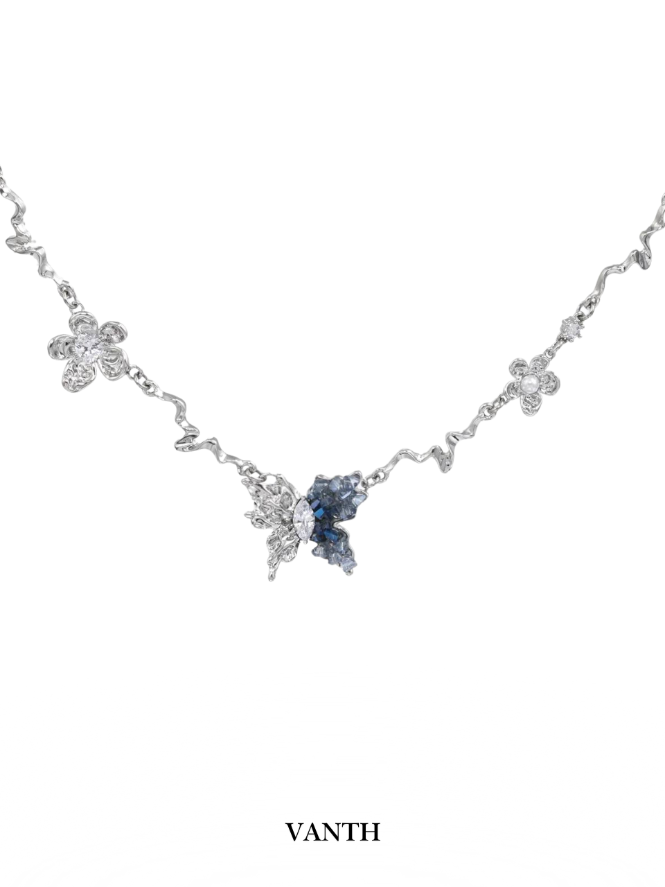 Frost Bloom Kolye
